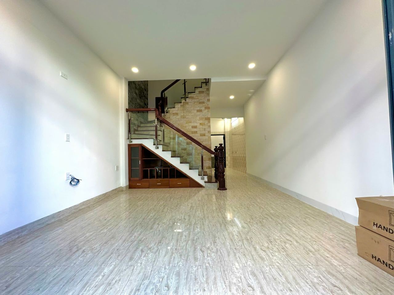 Nhà mới 1 trệt 2 lầu + tum hẻm Tháp Bà 71,8m², 3PN – Bắc Nha Trang – ảnh 2