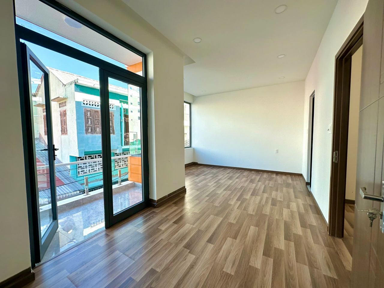 Nhà mới 3 tầng + tum hẻm Tháp Bà 72,5m², ngang 6,4m – Bắc Nha Trang – ảnh 11