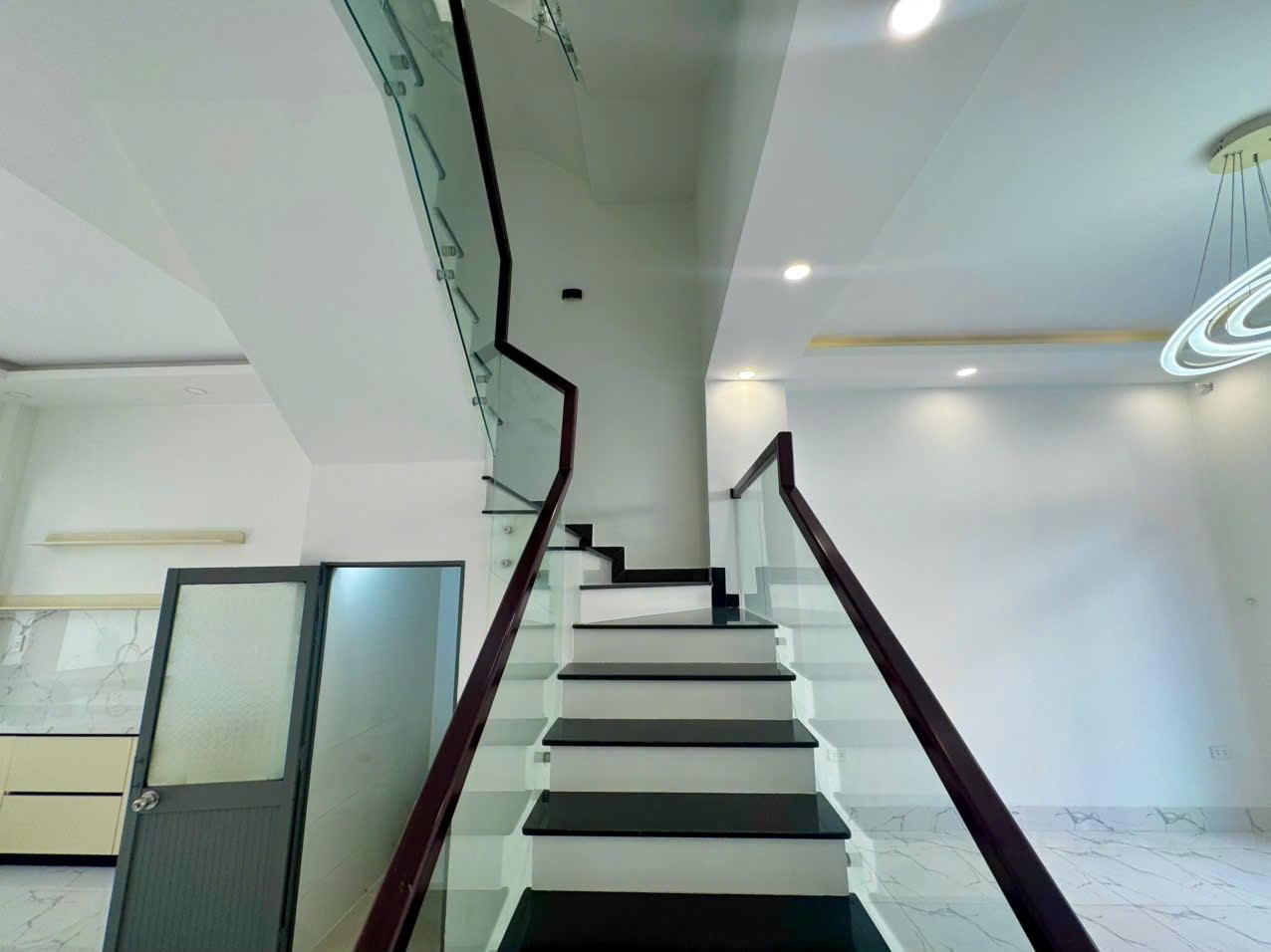 Nhà mới 1 trệt 2 lầu hẻm Tháp Bà 78,4m², 3PN 4WC, sổ hồng 2026 – Bắc Nha Trang – ảnh 4