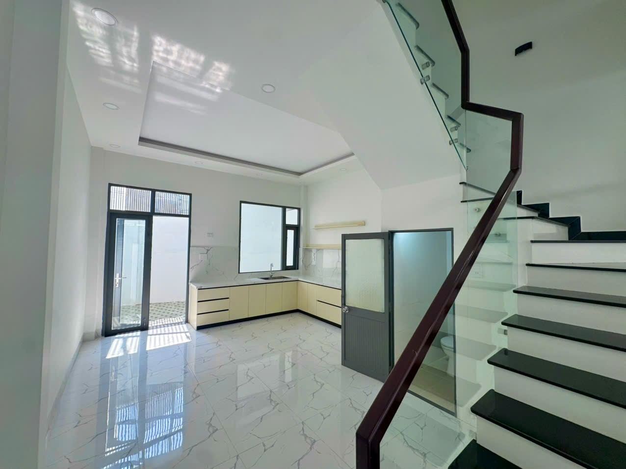 Nhà mới 1 trệt 2 lầu hẻm Tháp Bà 78,4m², 3PN 4WC, sổ hồng 2026 – Bắc Nha Trang – ảnh 5