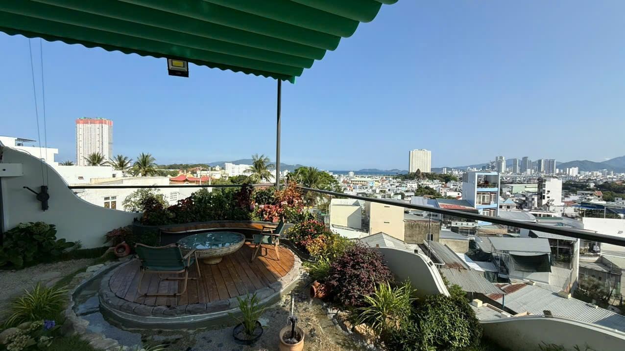 Nhà vườn 3 tầng view biển 307,1m² (150m² thổ cư), 4PN 3WC, sân vườn – Vĩnh… – ảnh 2