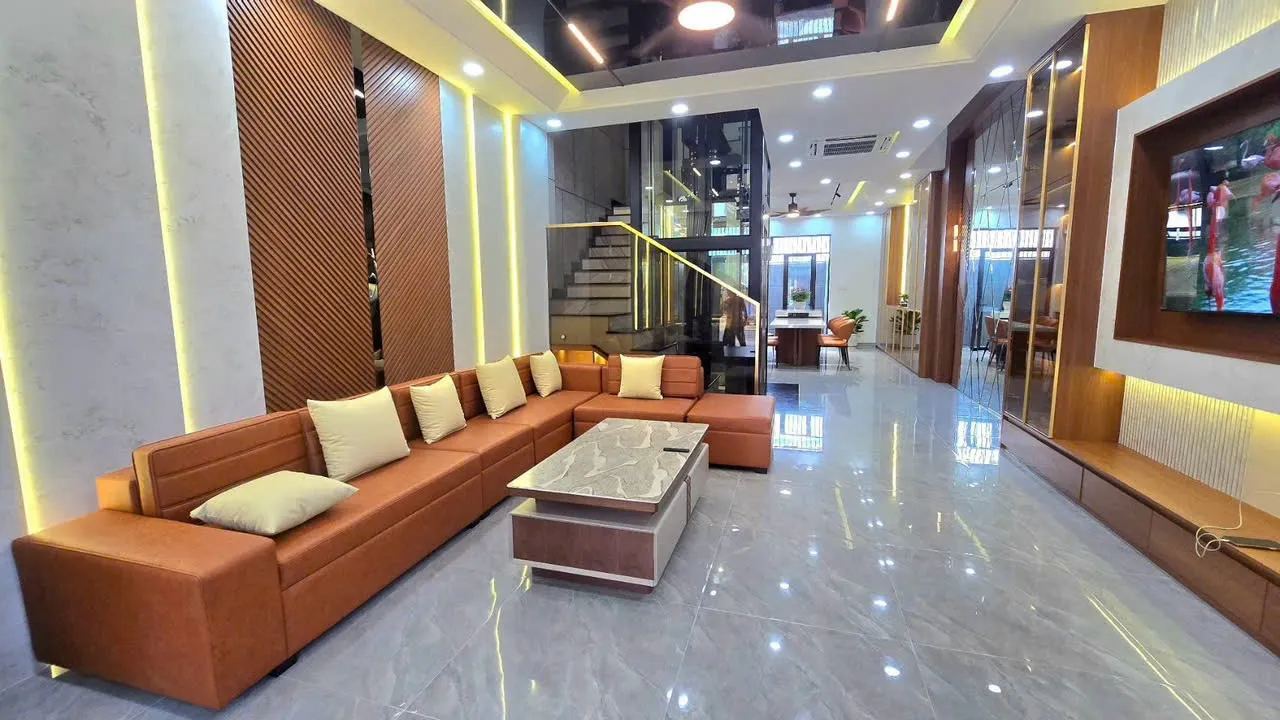 Nhà phố KĐT Mỹ Gia gói 3 – đất 100m², sàn 240m², có thang máy, full nội thất, đường 13m