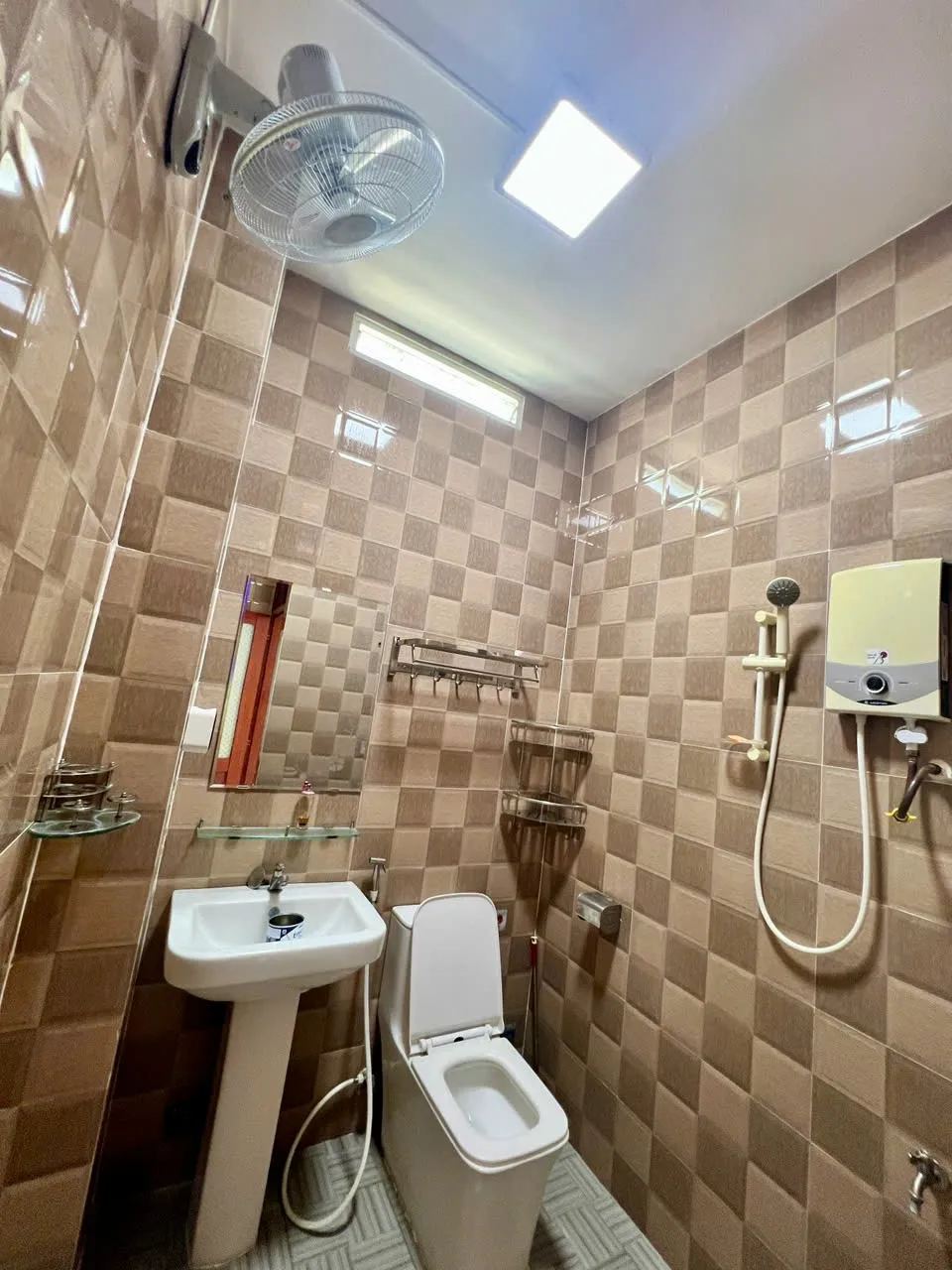 Nhà 3 tầng lô góc 2 mặt đường khu Hòn Khô, Vĩnh Hòa – cách biển 200m – ảnh 5