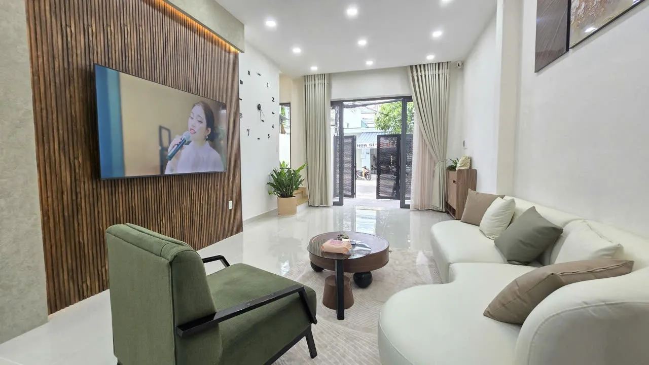 Nhà mới 3 tầng mặt tiền Đồng Nai 80,7m² + 1 mặt hẻm, full nội thất – cạnh Tố… – ảnh 6