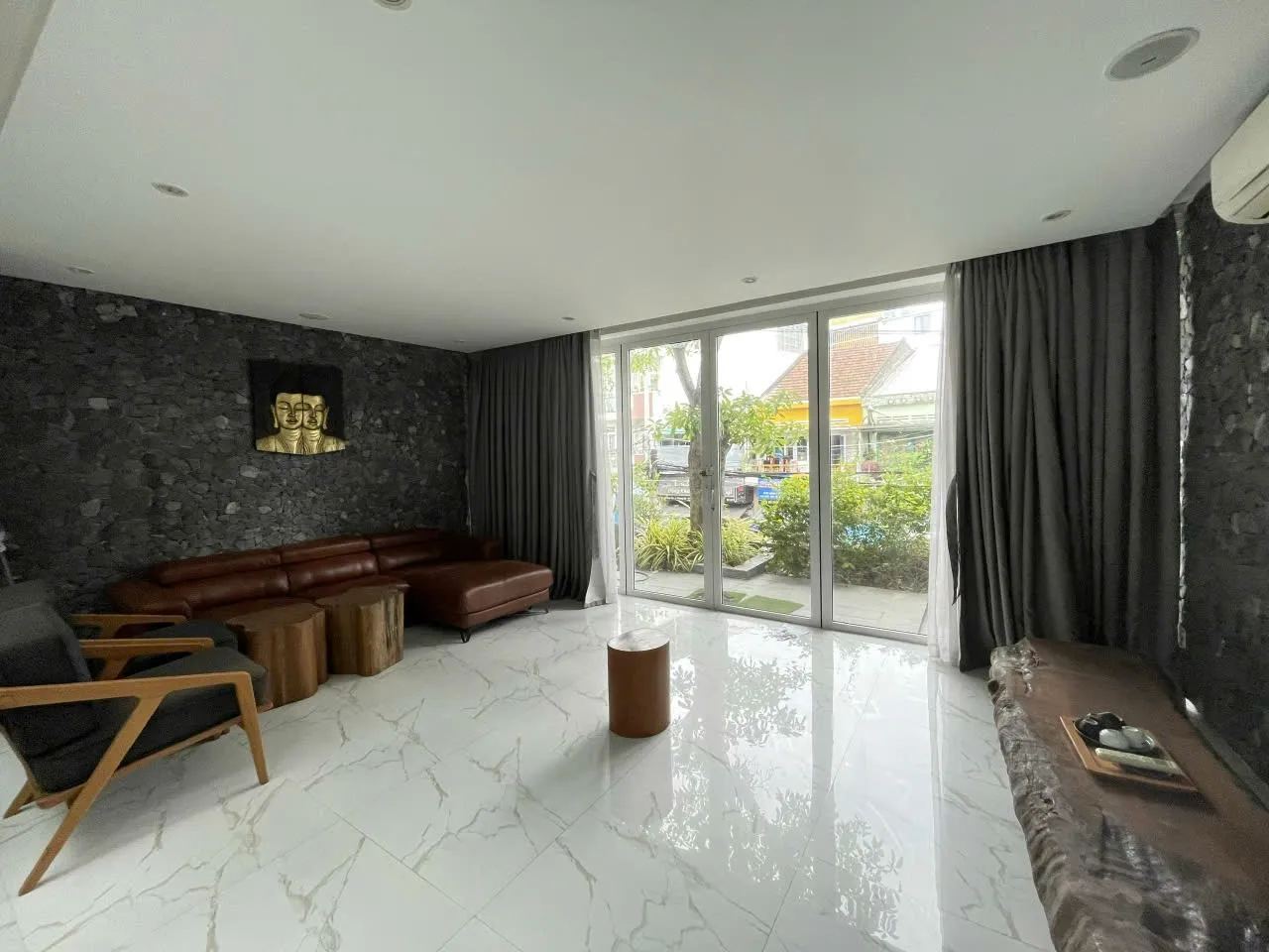 Nhà phố kiểu villa 4 tầng mặt tiền Trần Quý Cáp 117,1m², ngang 6,33m, 4PN 5WC… – ảnh 2