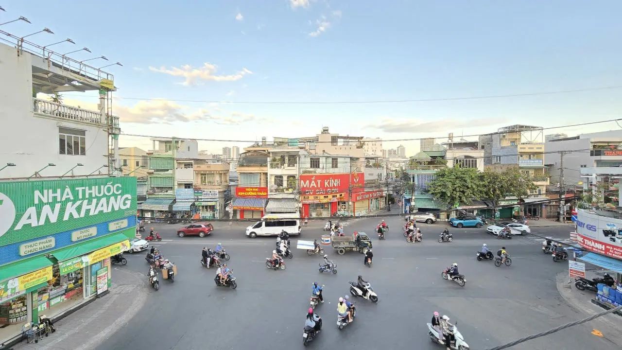 Nhà 3 tầng sàn trống căn góc vòng xoay Đường số 13 – Lê Hồng Phong – Đồng Nai… – ảnh 6