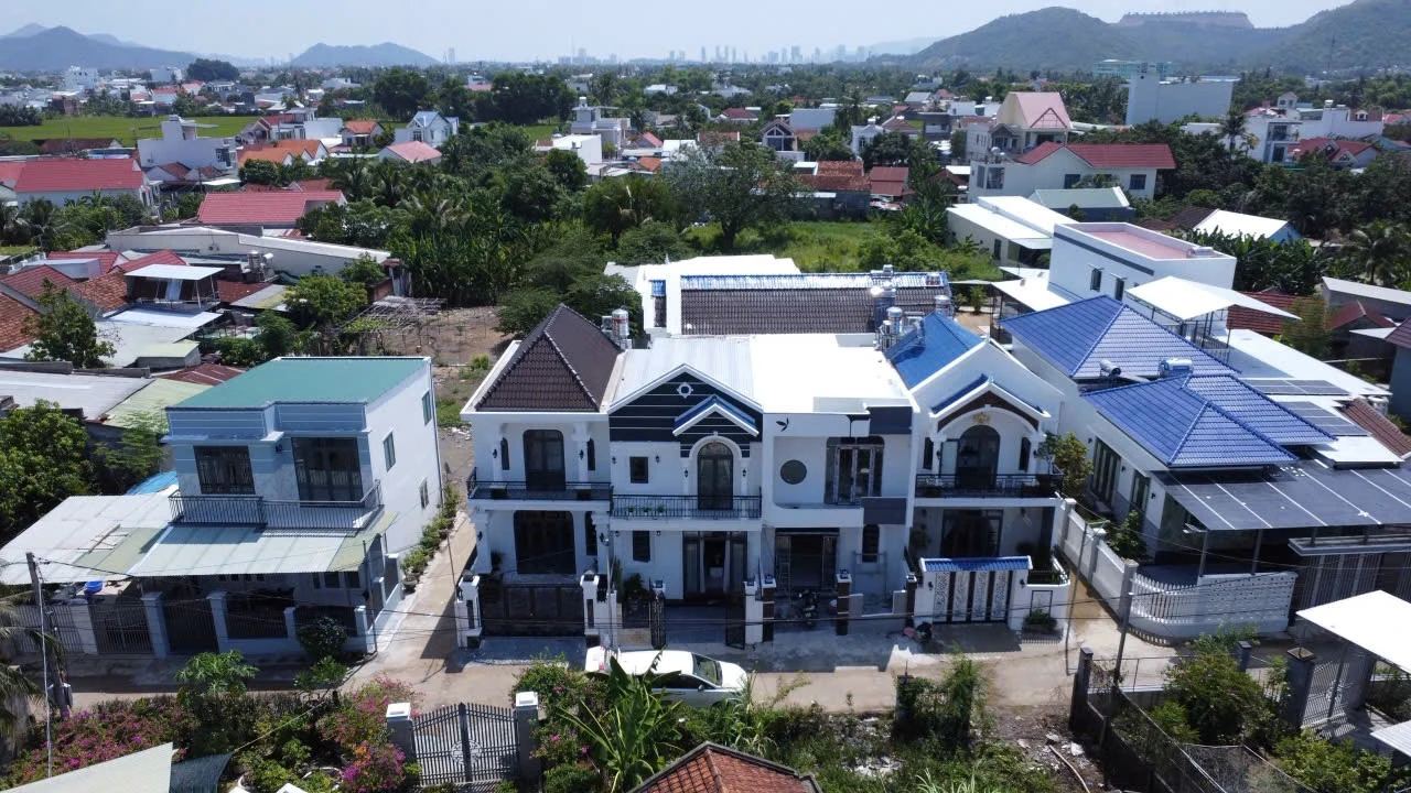 Nhà góc 2 mặt đường 1 trệt 1 lầu mái Nhật, sổ riêng 2026, full nội thất, Diên An – ảnh 6