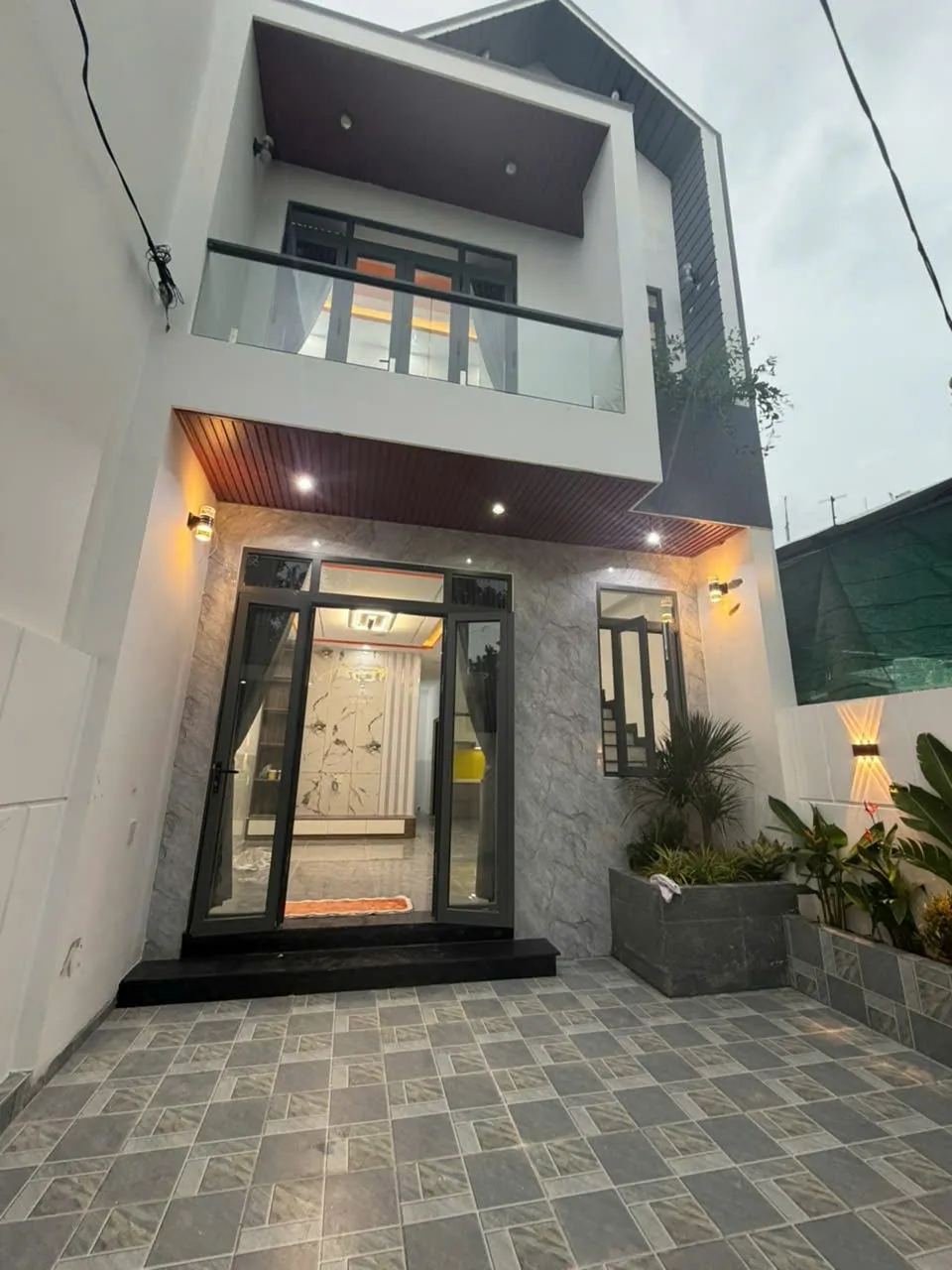 Nhà mới 2 tầng 67,7m² sổ riêng 2026, full nội thất, gần THCS Trần Nhân Tông – Diên An