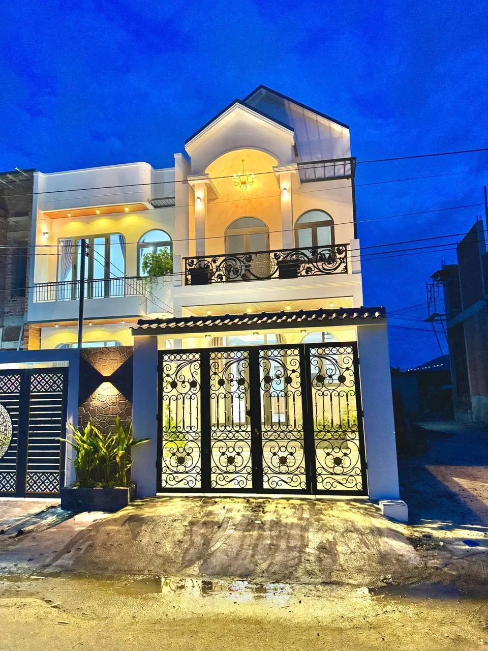 Nhà 2 tầng mặt tiền Hương Lộ 45, 98,9m² ngang 5m, sổ riêng 2026 – Diên Phú