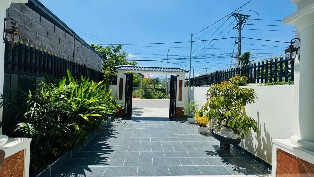 Nhà mái ngói mặt tiền HL45 Diên Phú 114,5m², đã hoàn công, sân ô tô – ảnh 2