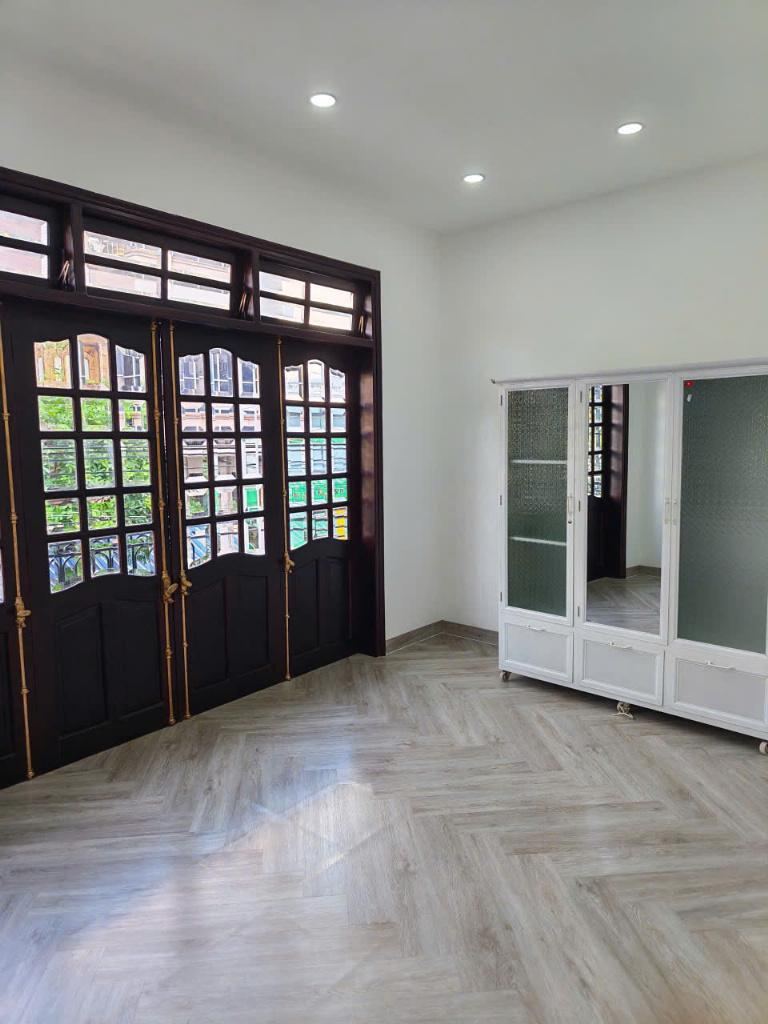 Nhà 4 tầng 2 mặt tiền Lê Đại Hành khu Bàn Cờ 82m², sàn 209m², 4PN – trung tâm… – ảnh 3